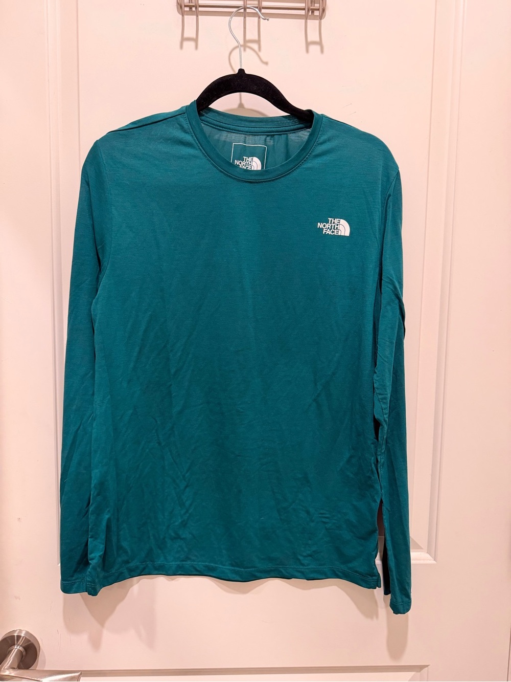 The North Face Long Sleeve
T-Shirt Size S Green Men’s